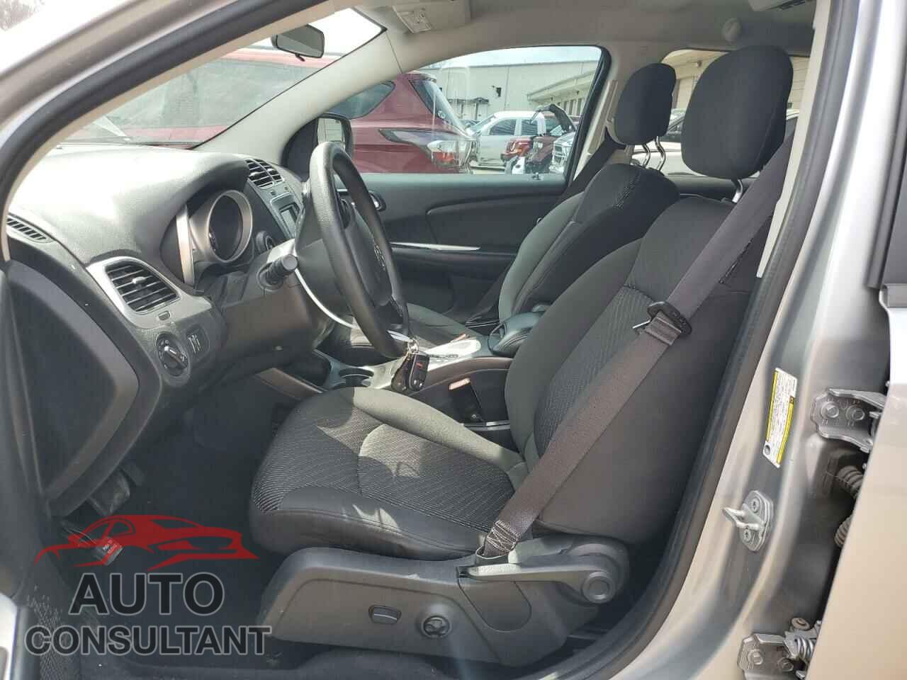 DODGE JOURNEY 2017 - 3C4PDCBG7HT533136
