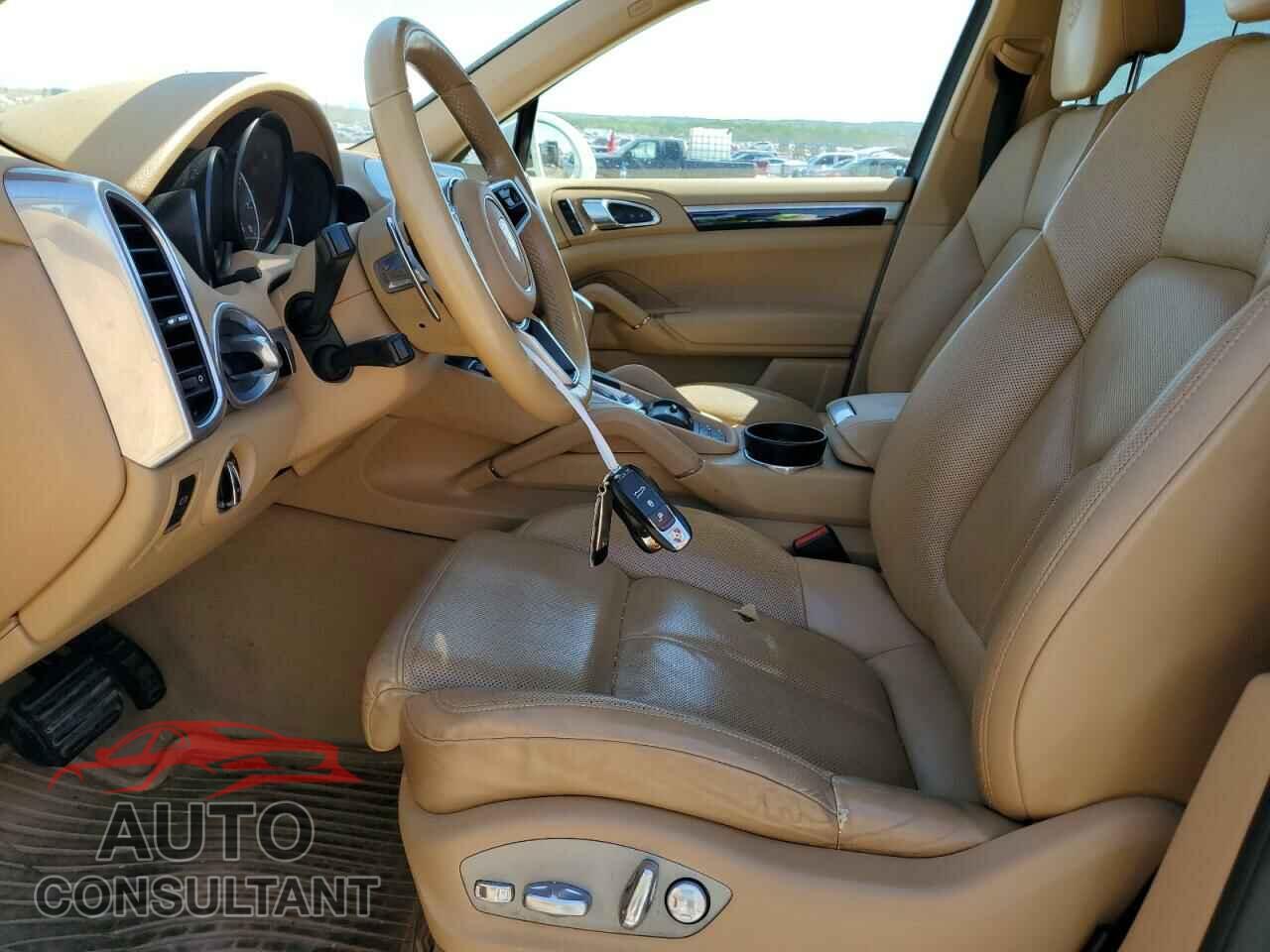 PORSCHE CAYENNE 2017 - WP1AA2A22HKA82633