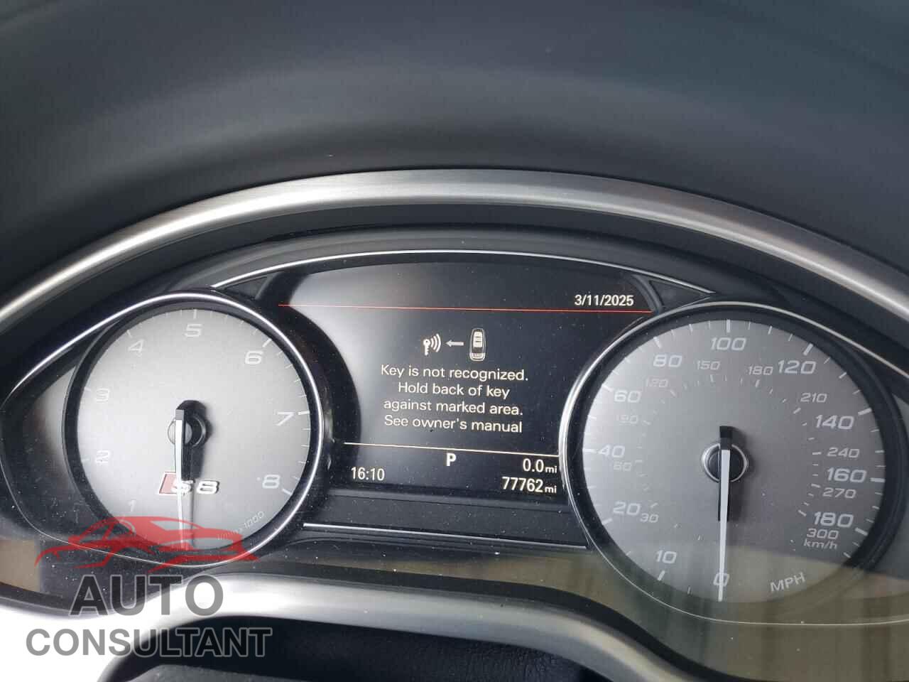 AUDI S8 2014 - WAUD2AFD6EN005674