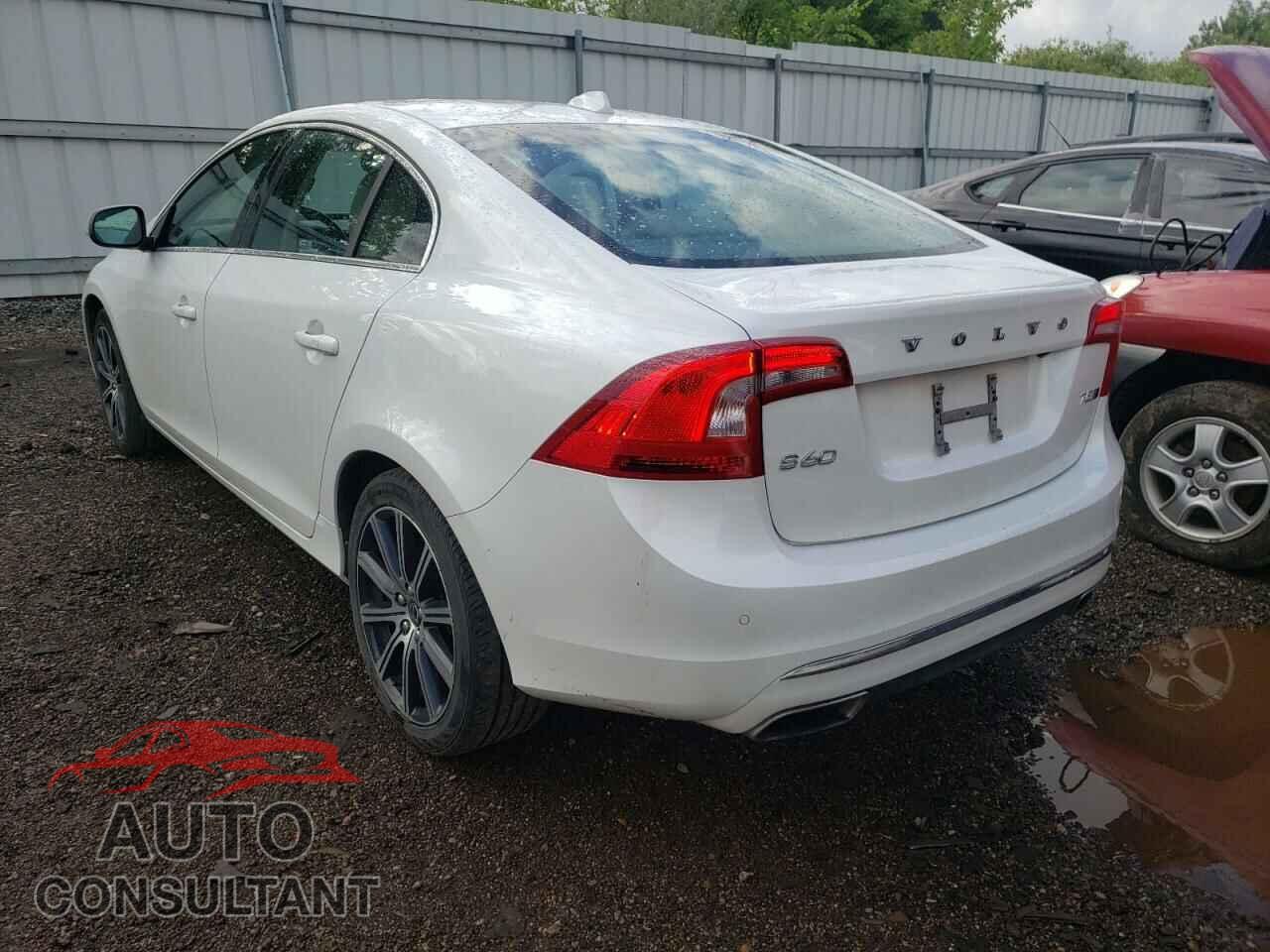 VOLVO S60 2017 - LYV402TK9HB152125