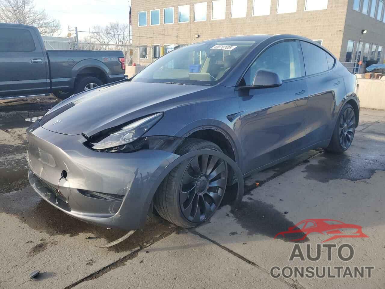 TESLA MODEL Y 2023 - 7SAYGDEF2PF865408