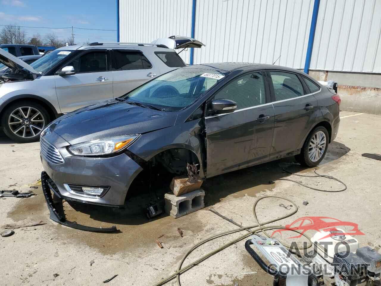 FORD FOCUS 2018 - 1FADP3J28JL231992