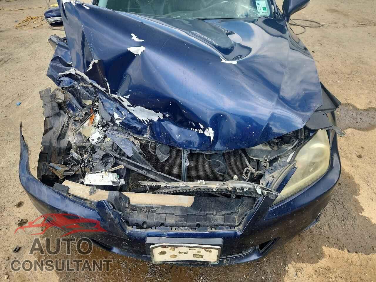 LEXUS IS 2011 - JTHBF5C21B5146994