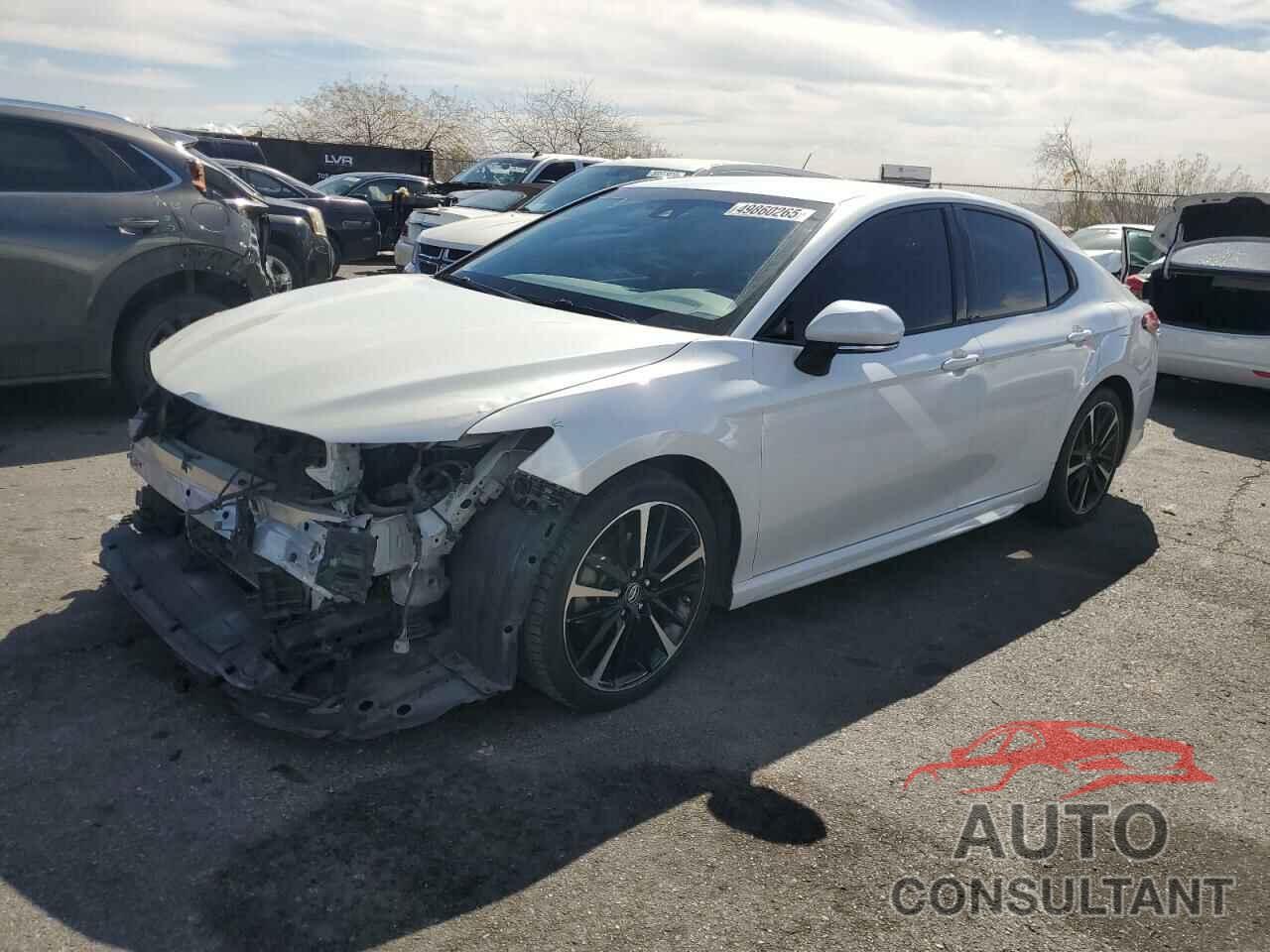 TOYOTA CAMRY 2018 - 4T1B61HK5JU147486