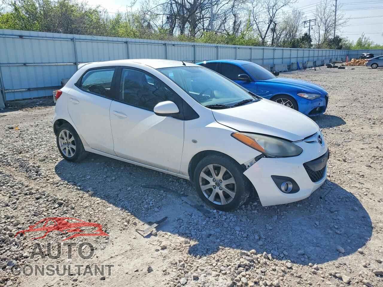 MAZDA 2 2013 - JM1DE1LY2D0158761