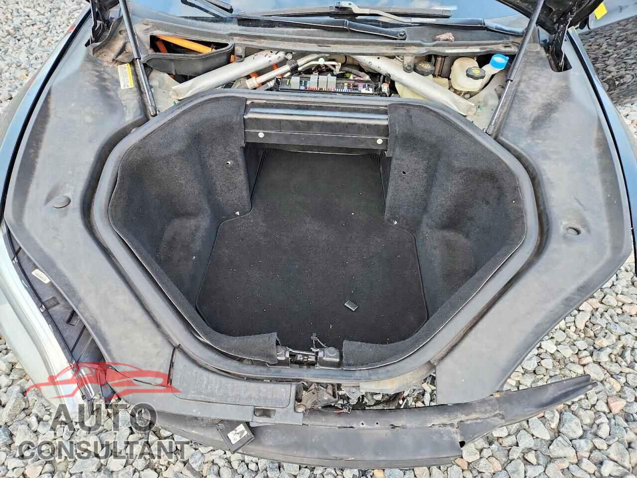 TESLA MODEL S 2015 - 5YJSA1E12FF115822