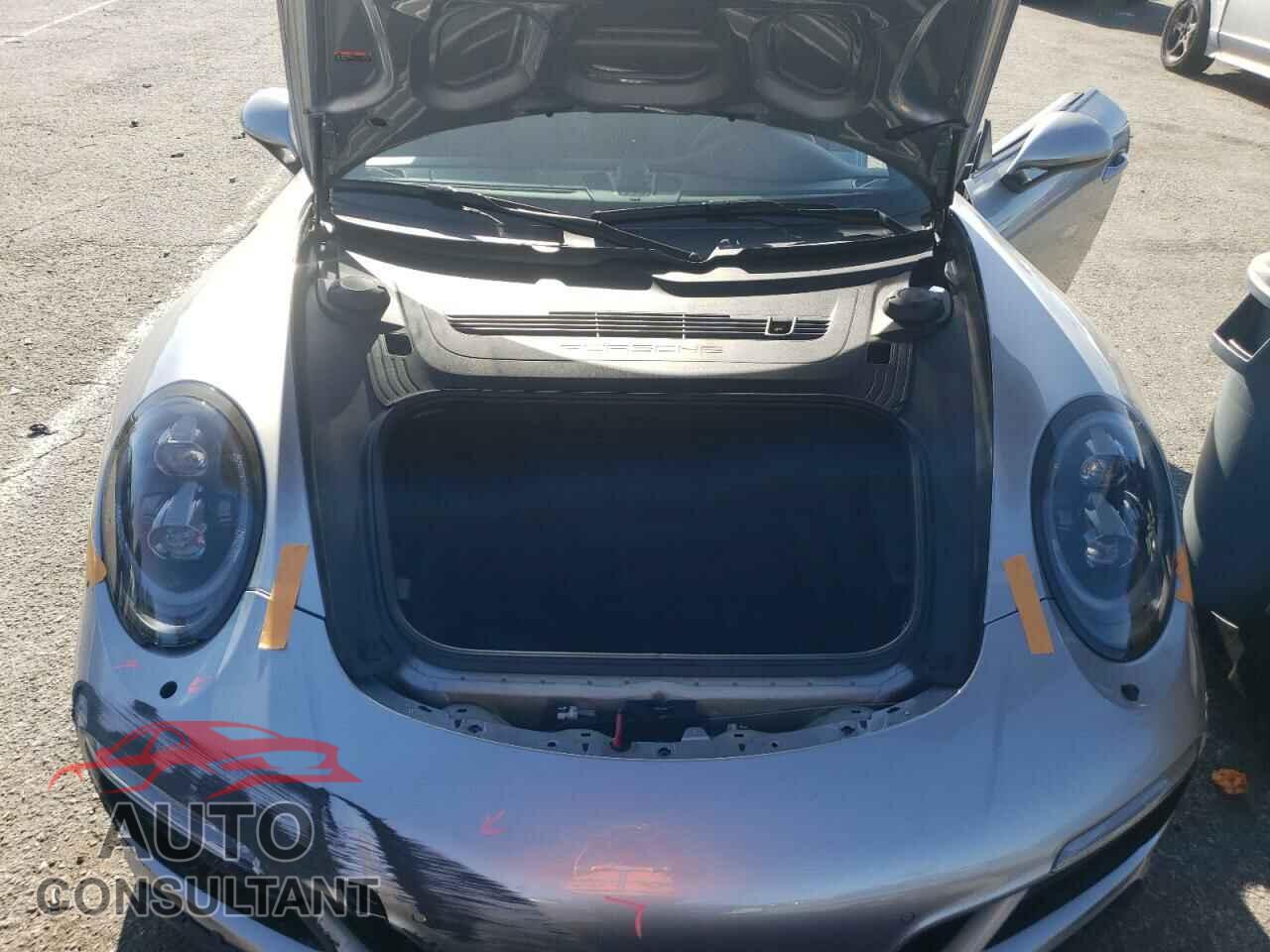 PORSCHE 911 2017 - WP0BB2A98HS136940