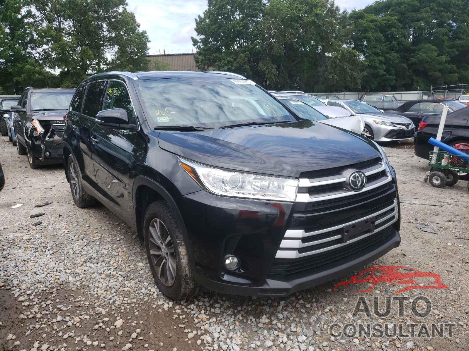 TOYOTA HIGHLANDER 2019 - 5TDJZRFH3KS614729