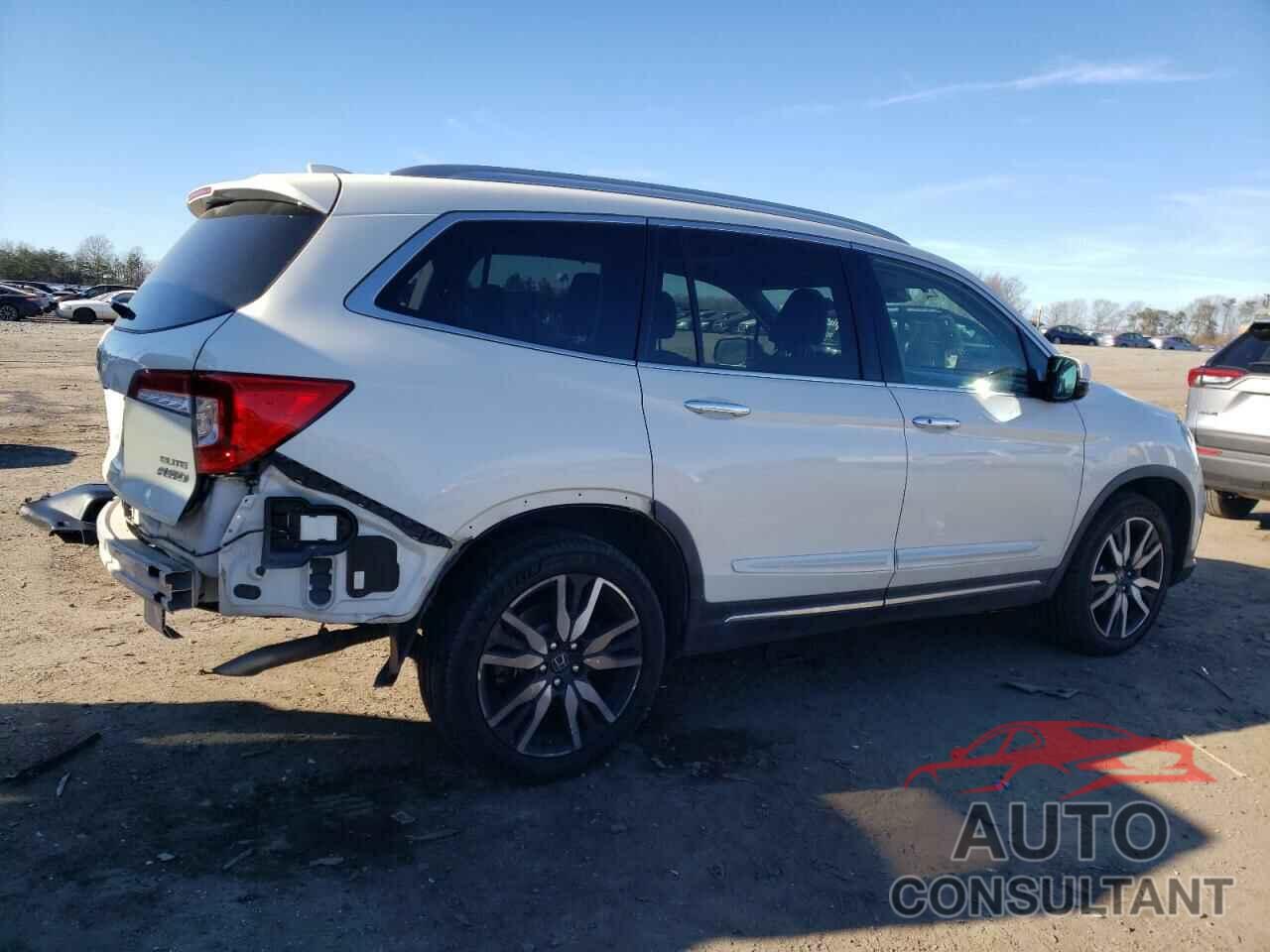 HONDA PILOT 2019 - 5FNYF6H01KB021565