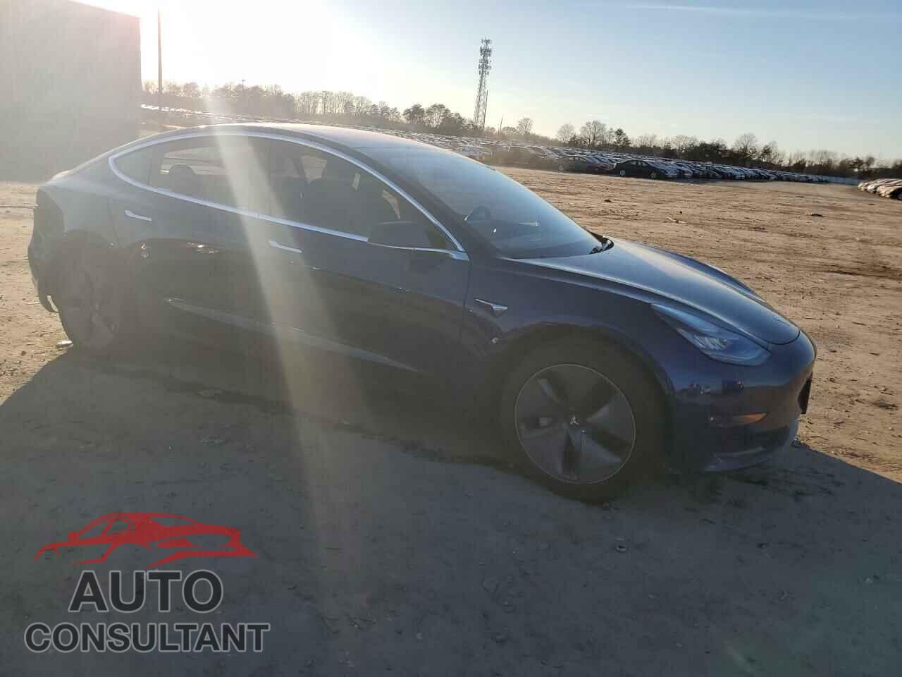 TESLA MODEL 3 2018 - 5YJ3E1EA2JF011820