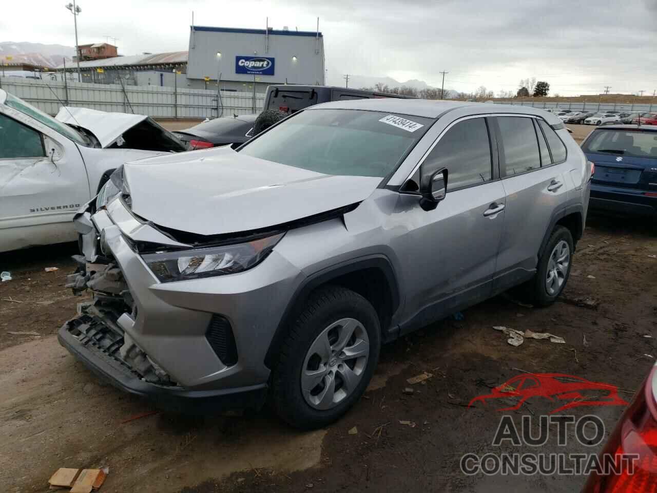 TOYOTA RAV4 2022 - 2T3F1RFV2NC301873