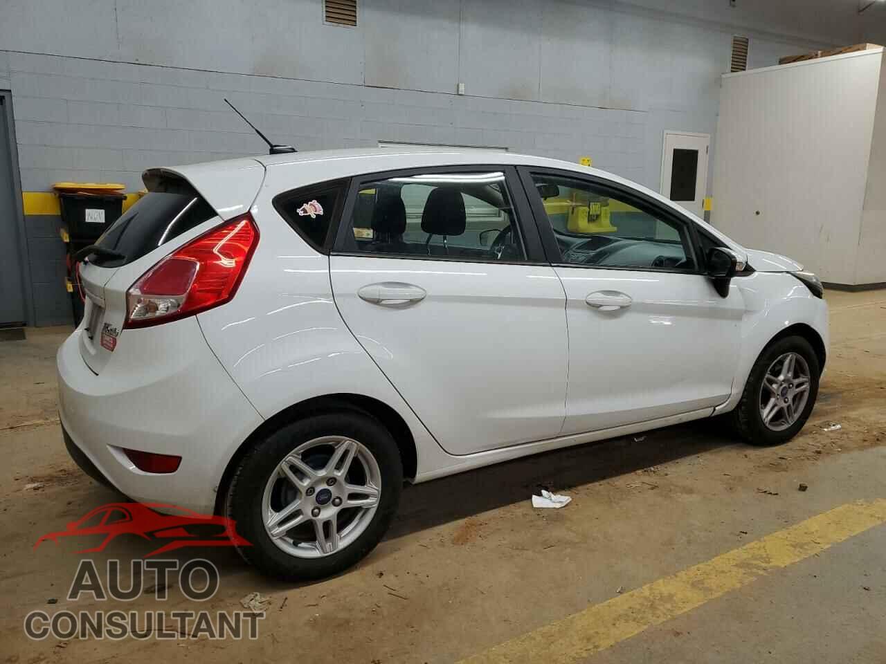 FORD FIESTA 2017 - 3FADP4EJ7HM169727