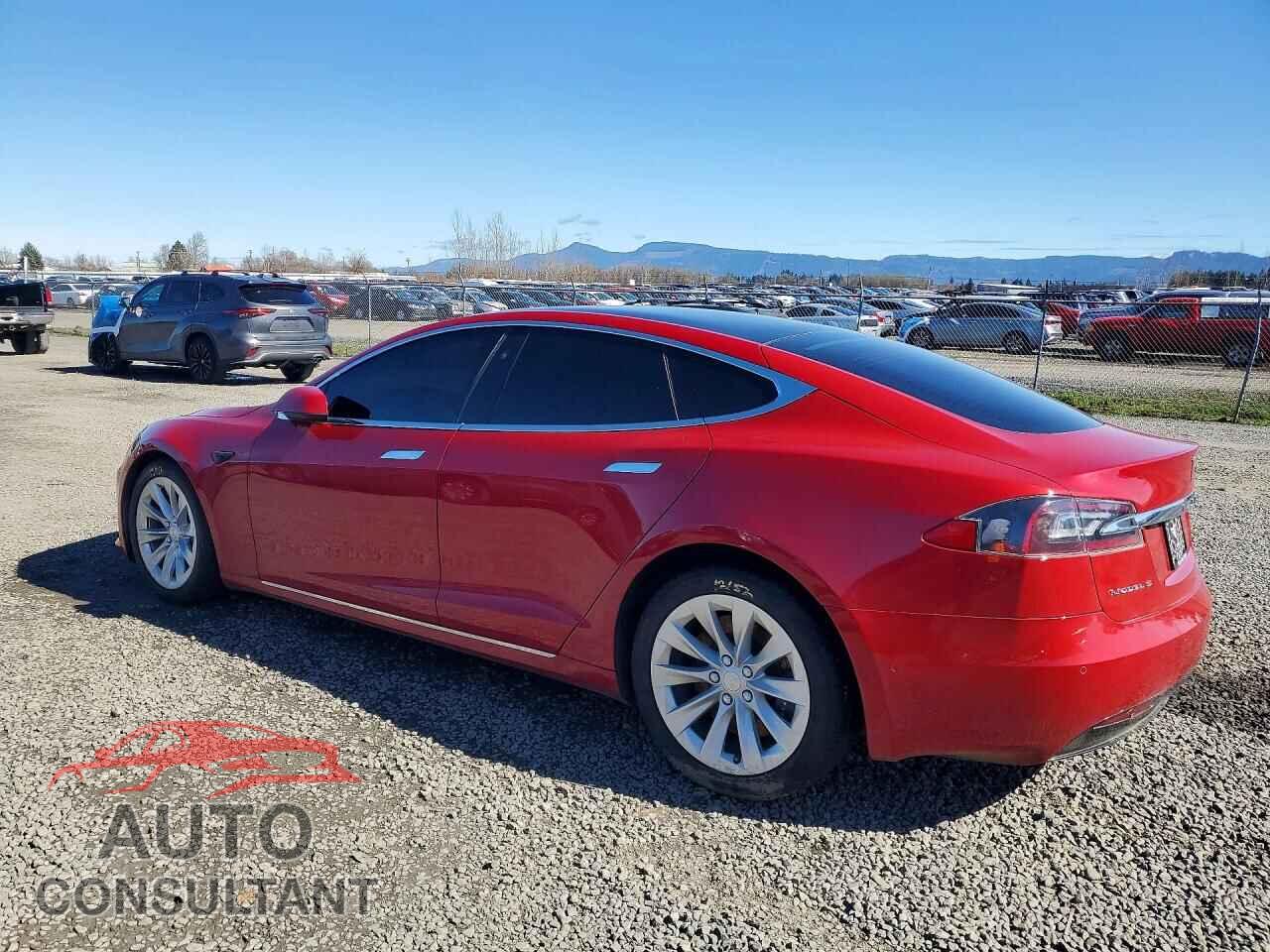 TESLA MODEL S 2018 - 5YJSA1E23JF295197