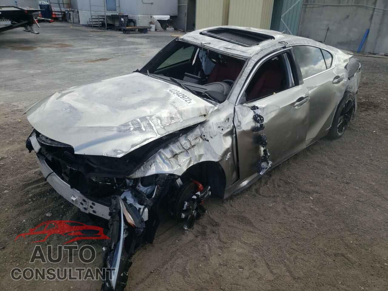LEXUS IS 2021 - JTHCA1D27M5113446