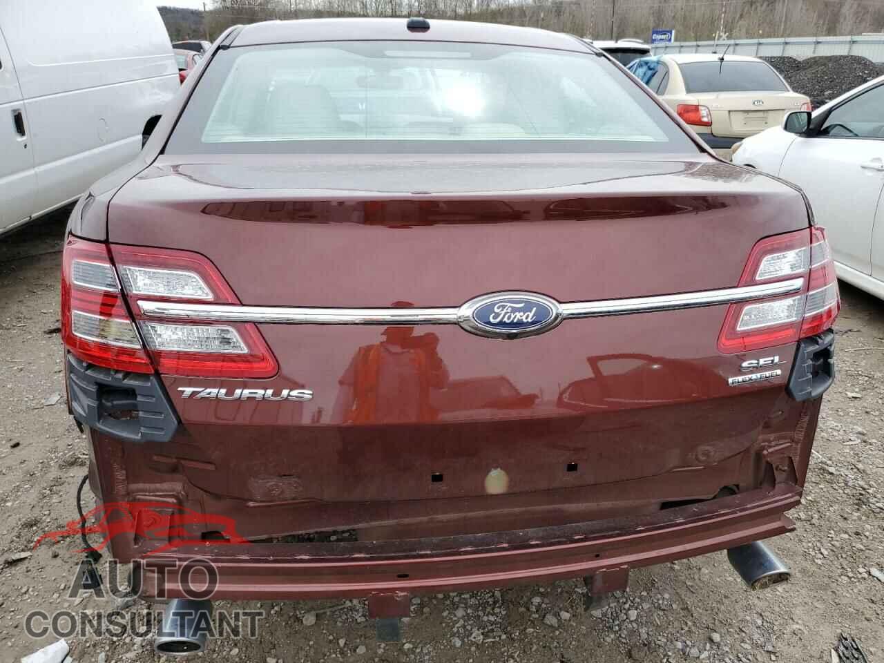 FORD TAURUS 2015 - 1FAHP2E83FG202720
