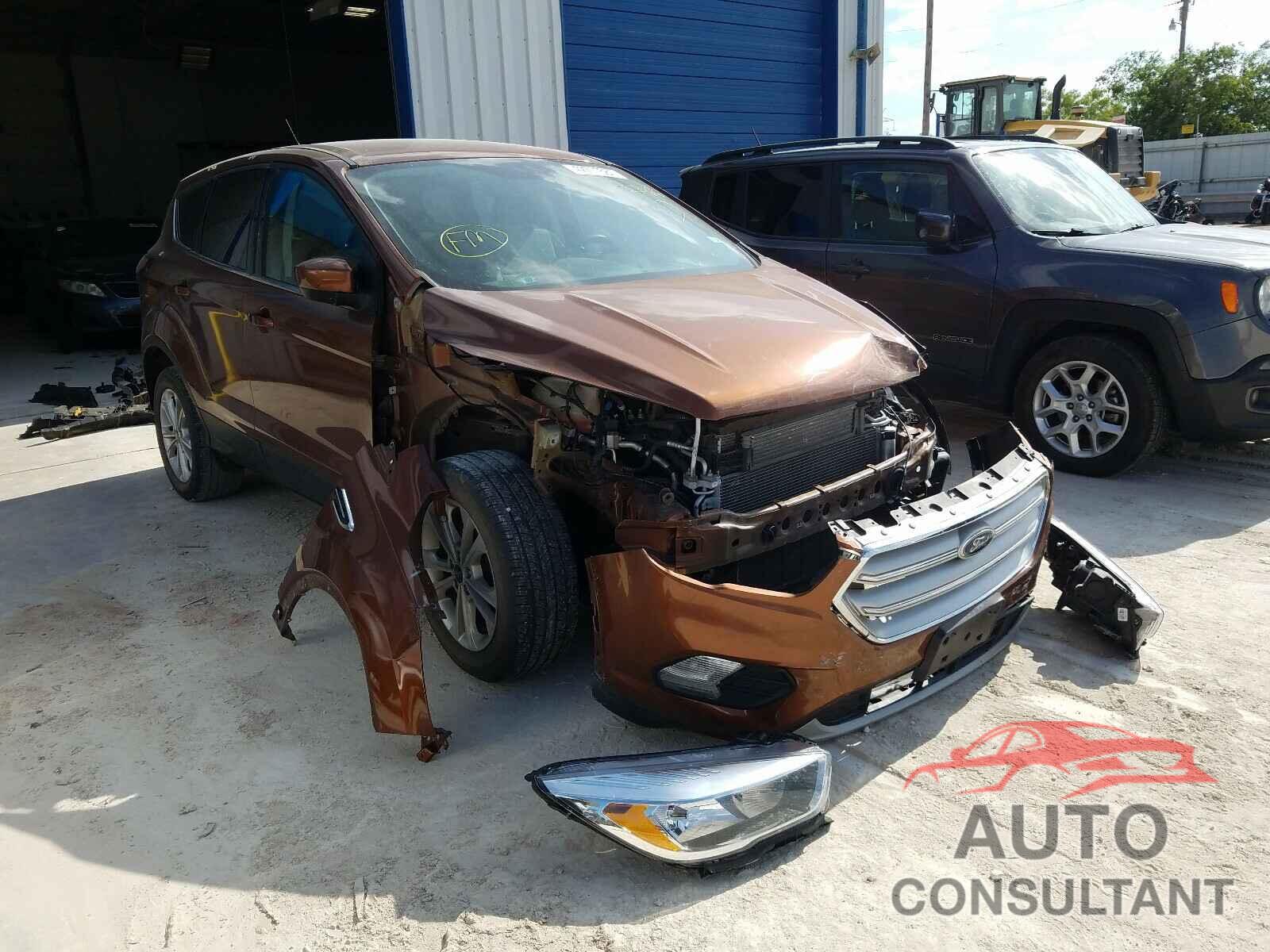FORD ESCAPE 2017 - 1FMCU0GD3HUC94780