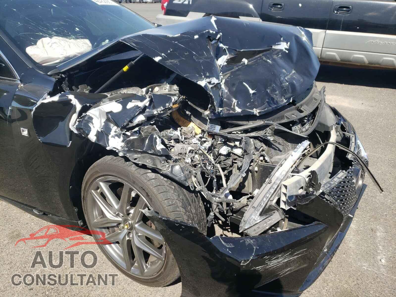 LEXUS IS 2016 - JTHBA1D2XG5016130