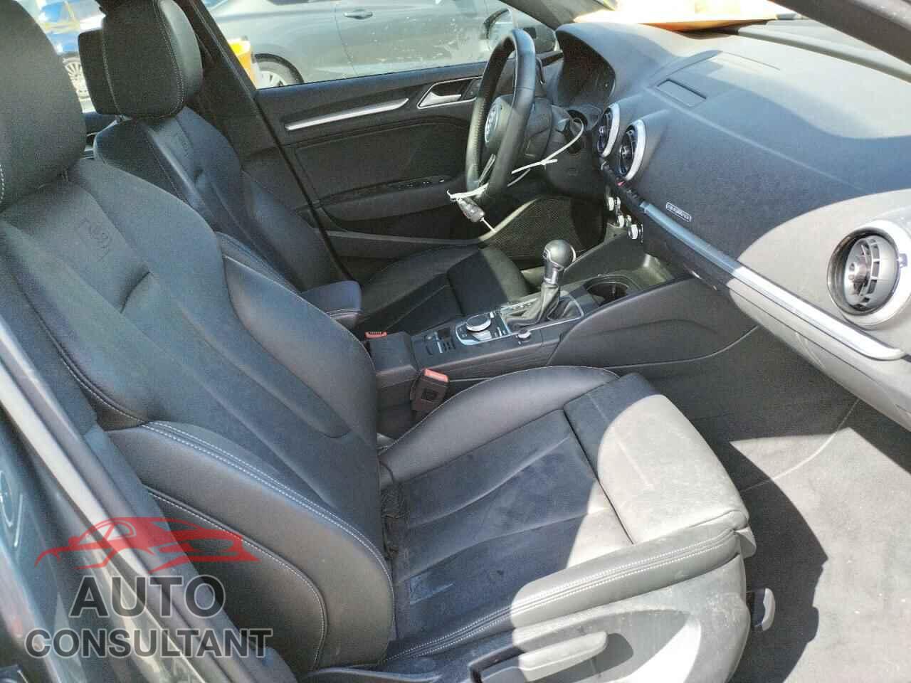 AUDI A3 2020 - WAUBEGFF3LA073258