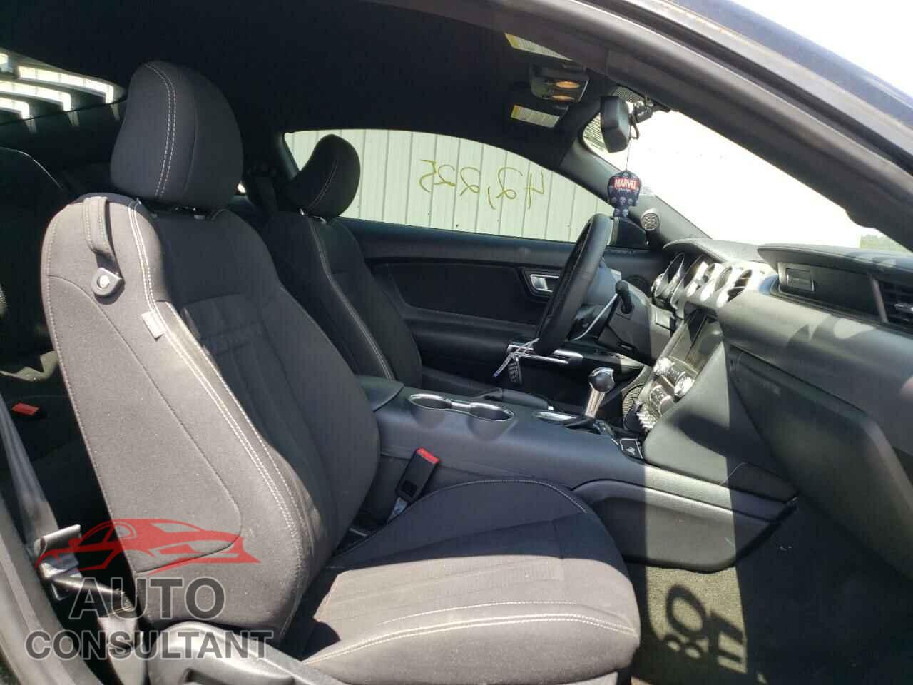 FORD MUSTANG 2019 - 1FA6P8TH4K5105478