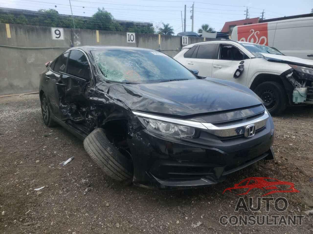 HONDA CIVIC 2018 - 2HGFC2F73JH561437