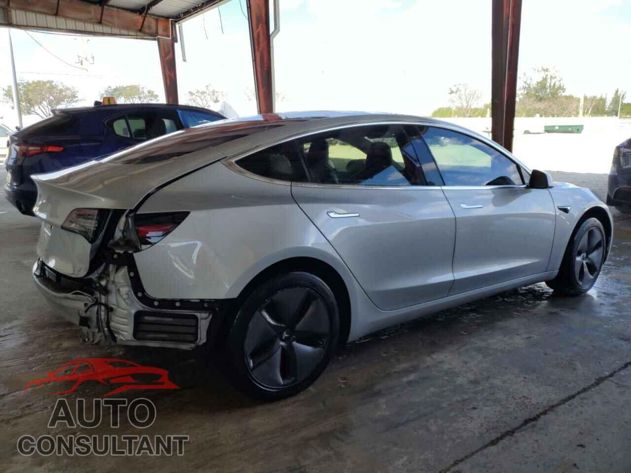 TESLA MODEL 3 2018 - 5YJ3E1EA9JF022006