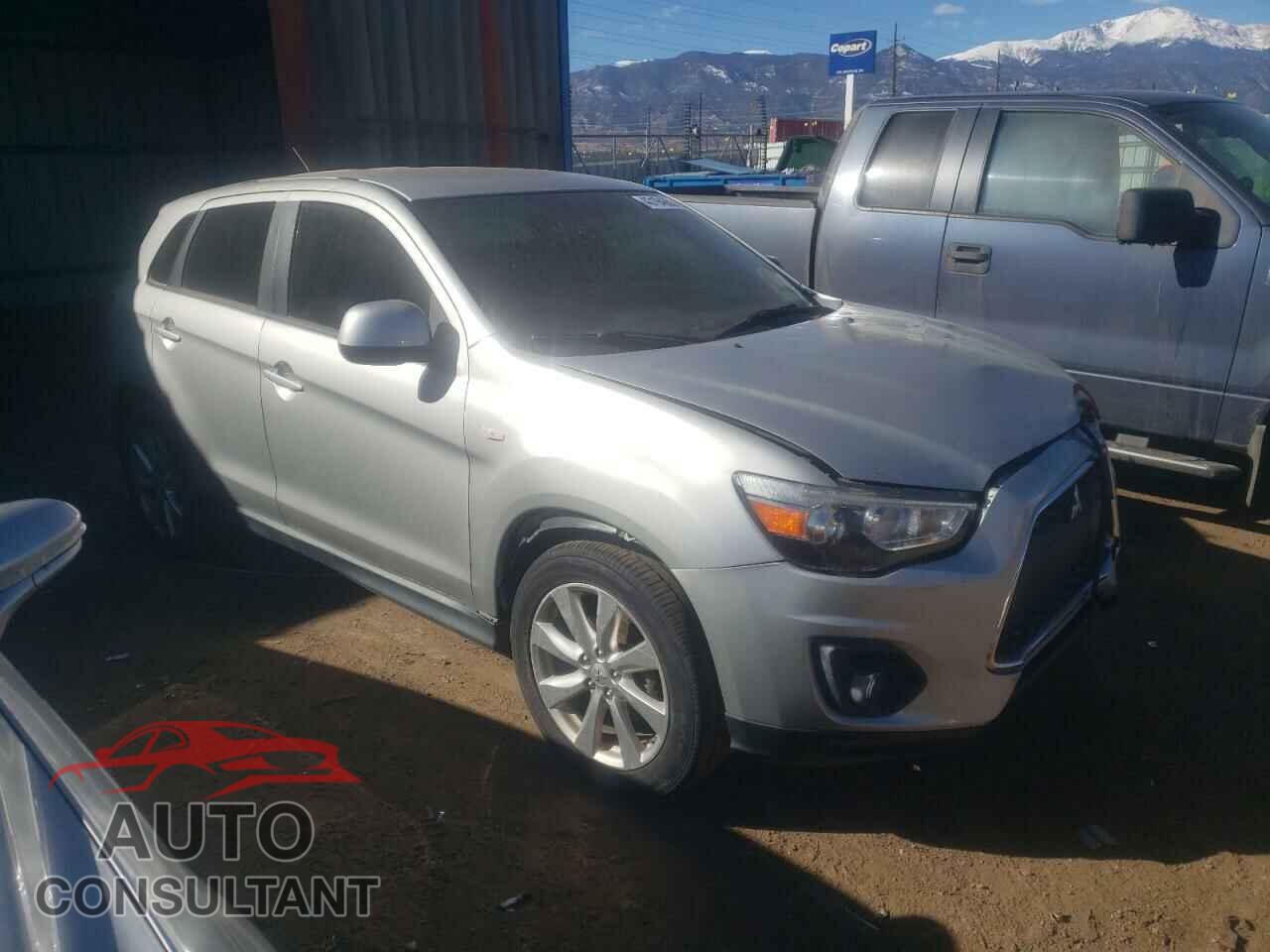 MITSUBISHI OUTLANDER 2015 - 4A4AP3AW4FE028070