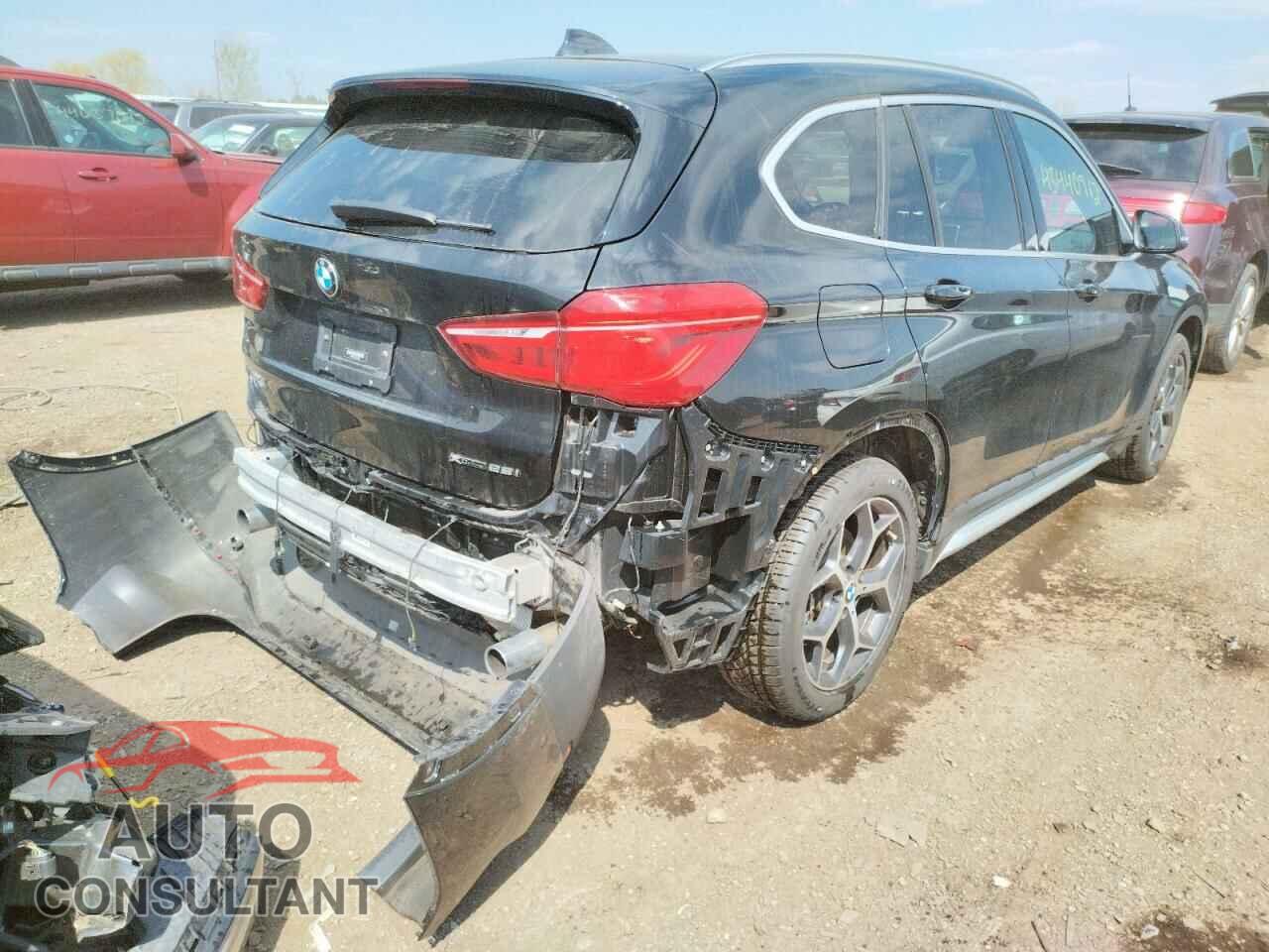 BMW X1 2018 - WBXHT3C35J3F03885