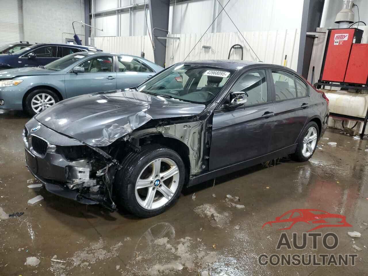BMW 3 SERIES 2015 - WBA3C3C59FK203363
