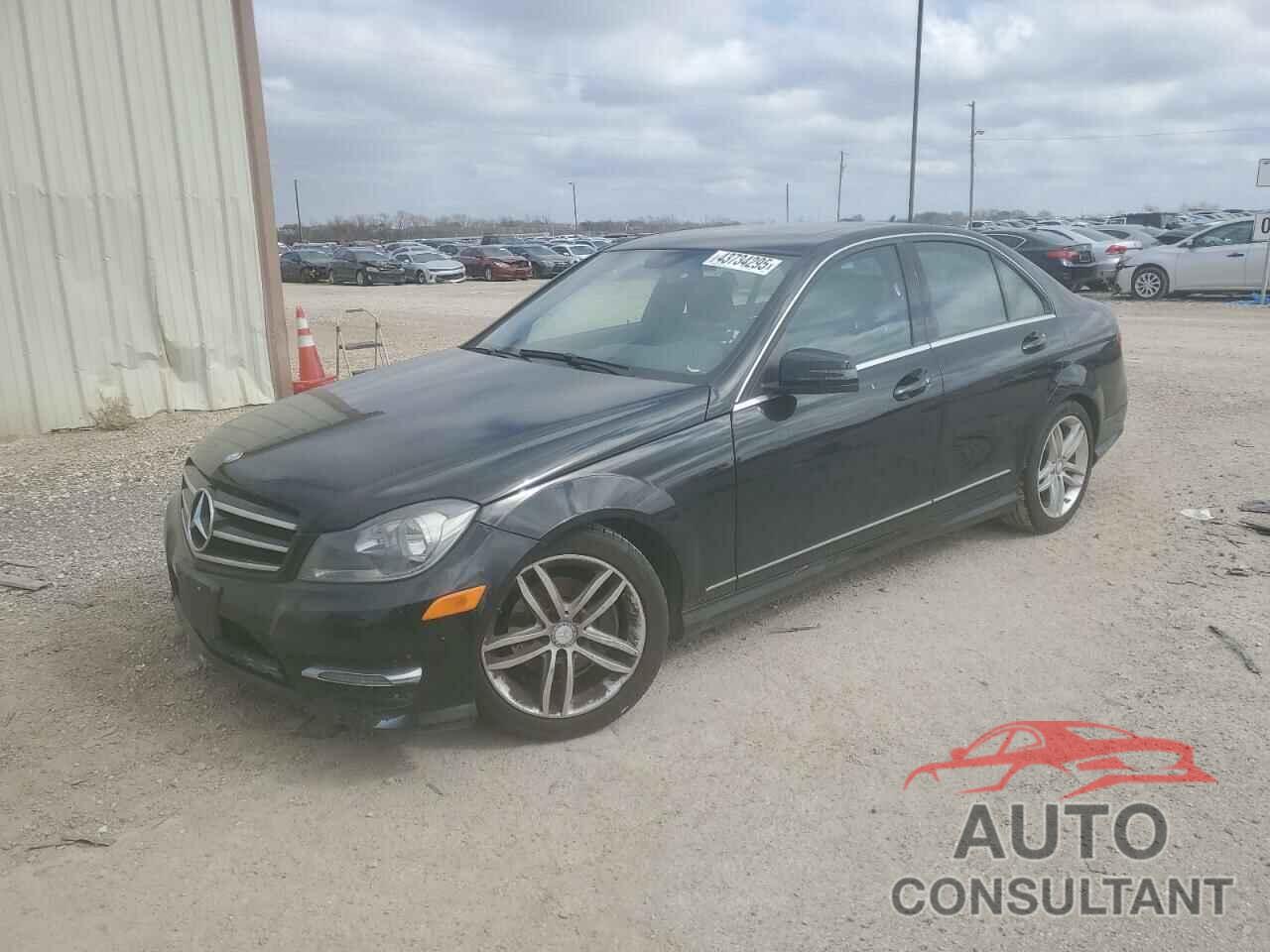 MERCEDES-BENZ C-CLASS 2014 - WDDGF4HB4EG232938