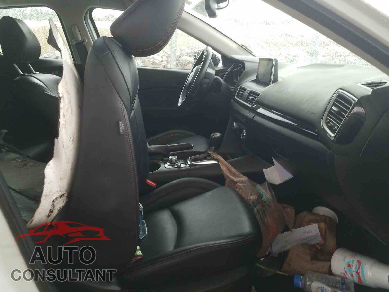 MAZDA 3 2016 - JM1BM1X76G1313807