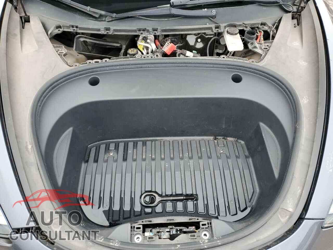 TESLA MODEL 3 2022 - 5YJ3E1EA6NF190627