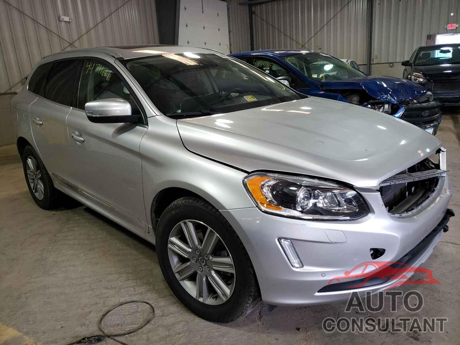 VOLVO XC60 2017 - YV440MRUXH2207622