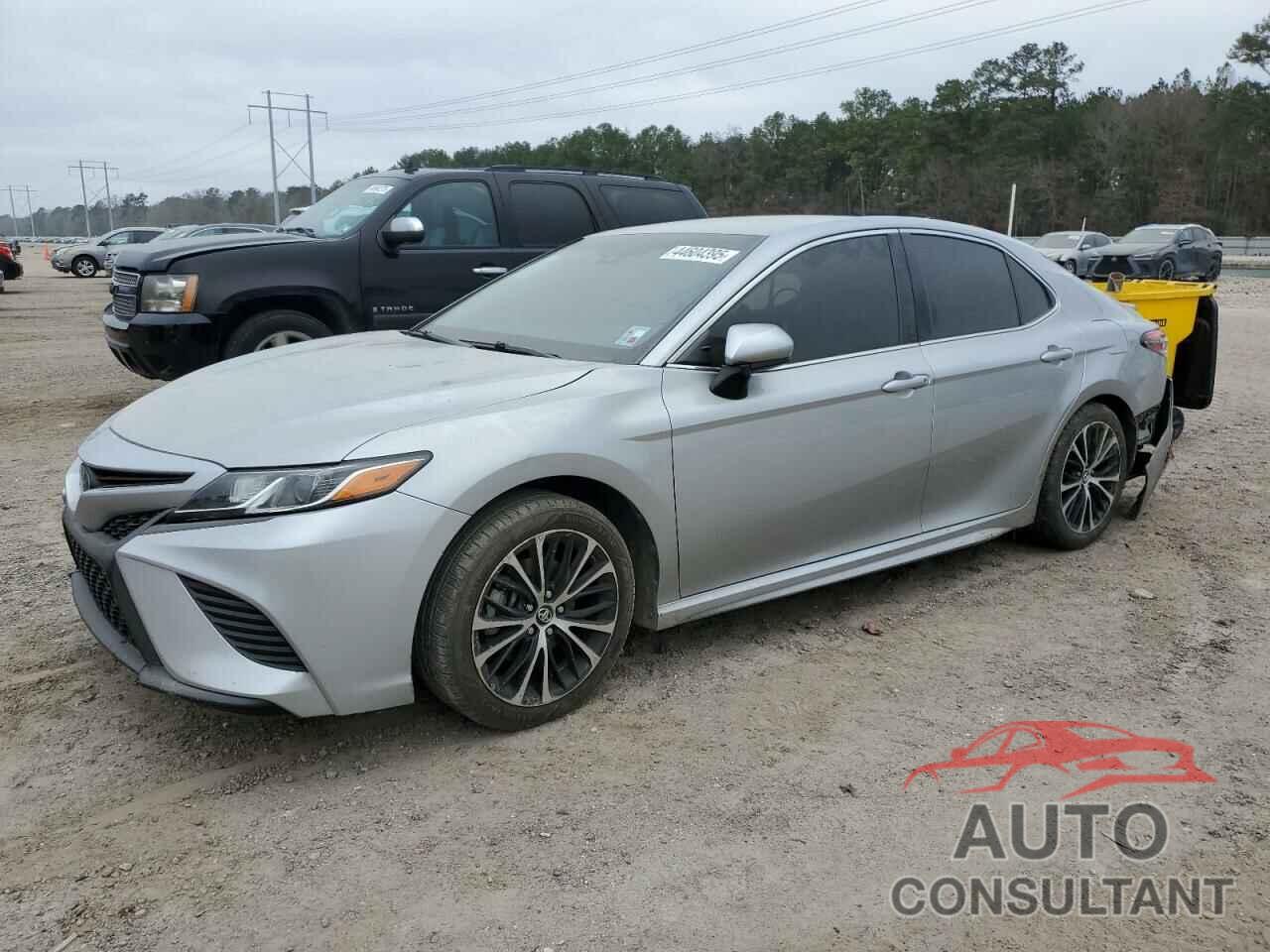 TOYOTA CAMRY 2018 - 4T1B11HK8JU116523