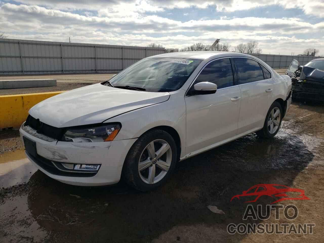 VOLKSWAGEN PASSAT 2015 - 1VWAT7A39FC085809