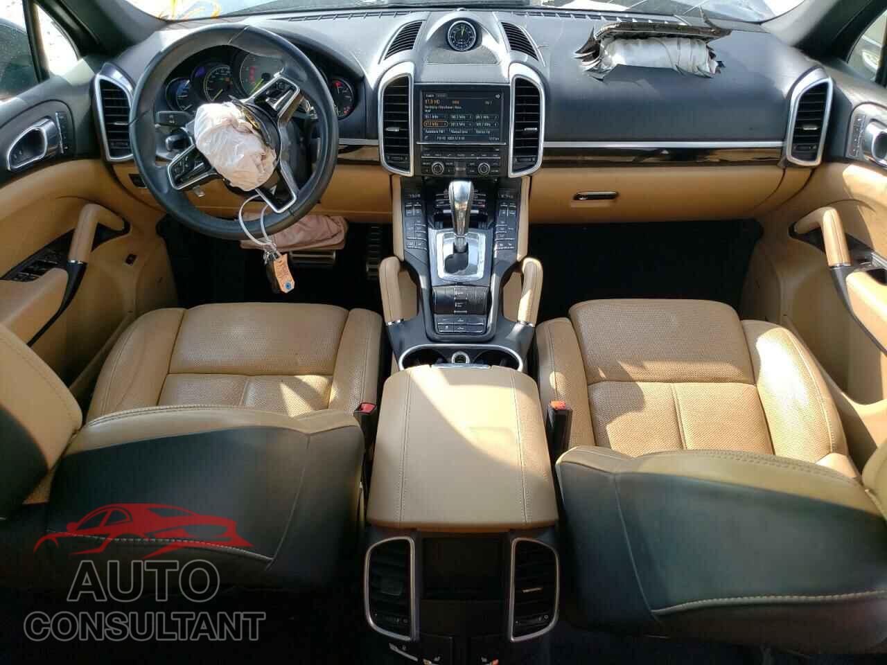 PORSCHE CAYENNE 2016 - WP1AE2A25GLA61904