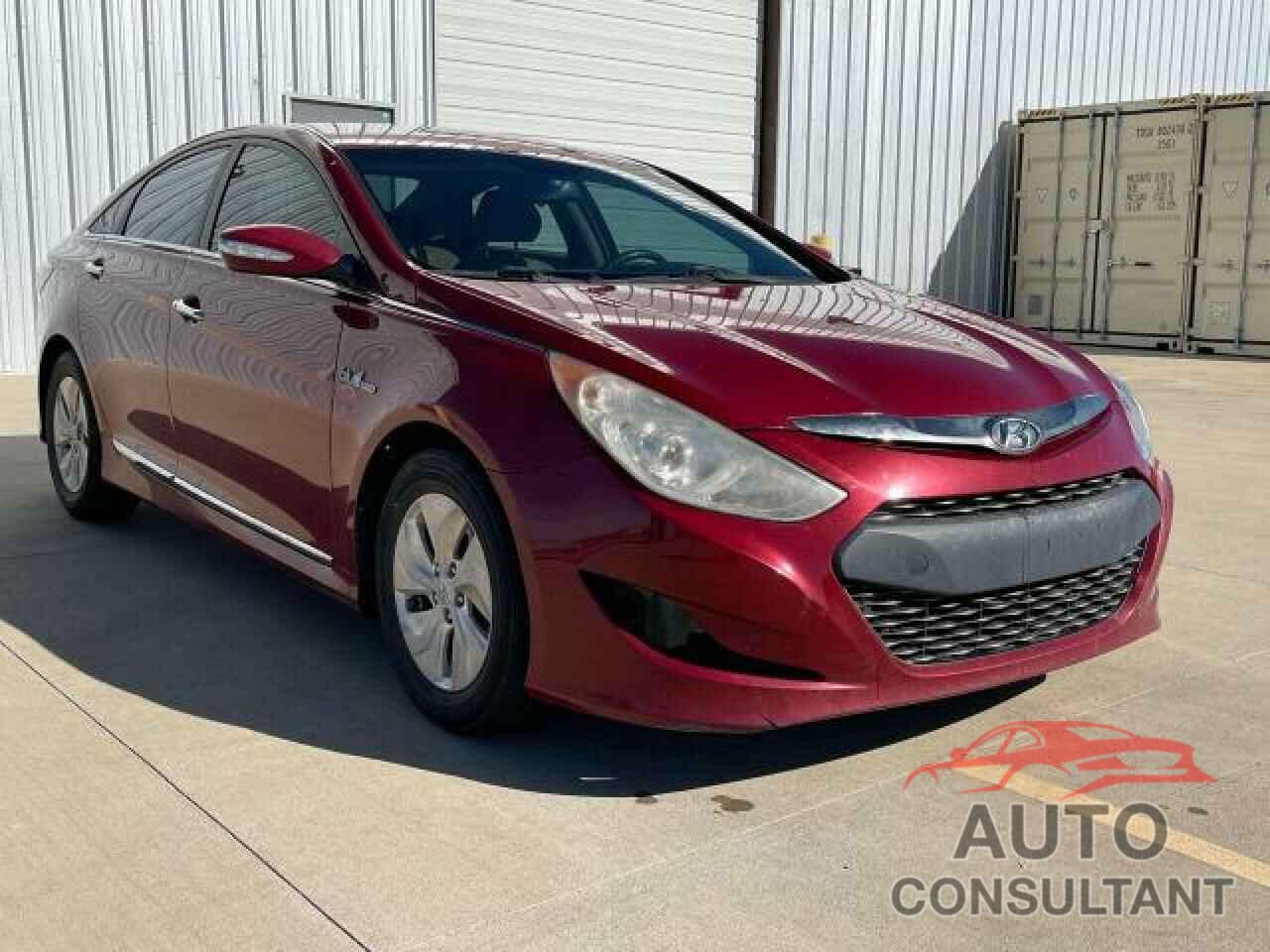 HYUNDAI SONATA 2013 - KMHEC4A40DA070597