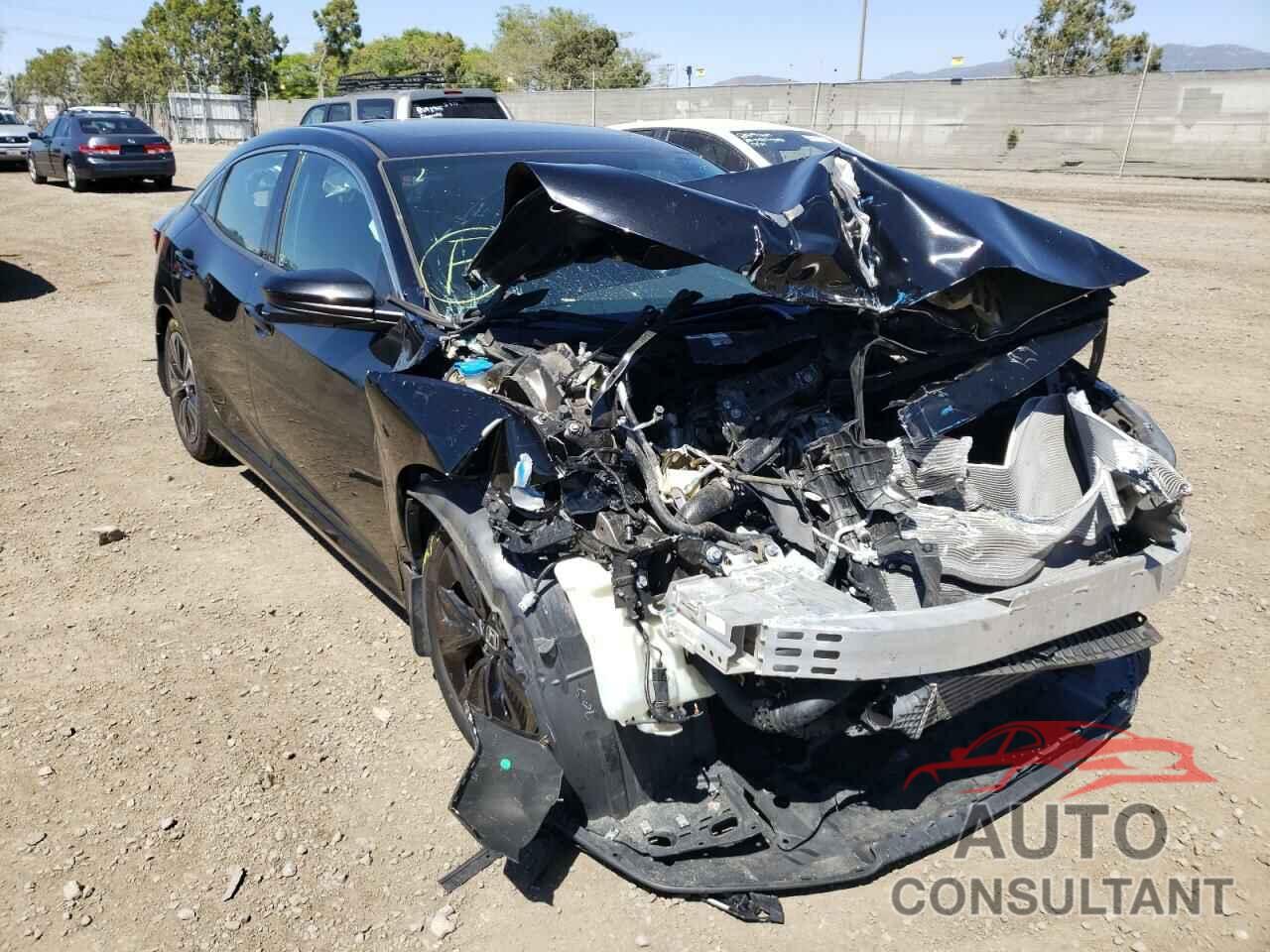 HONDA CIVIC 2018 - SHHFK7H55JU414647