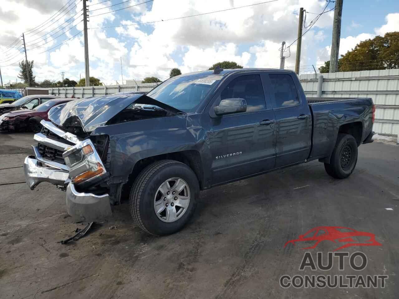 CHEVROLET ALL Models 2018 - 1GCRCREH8JZ119736