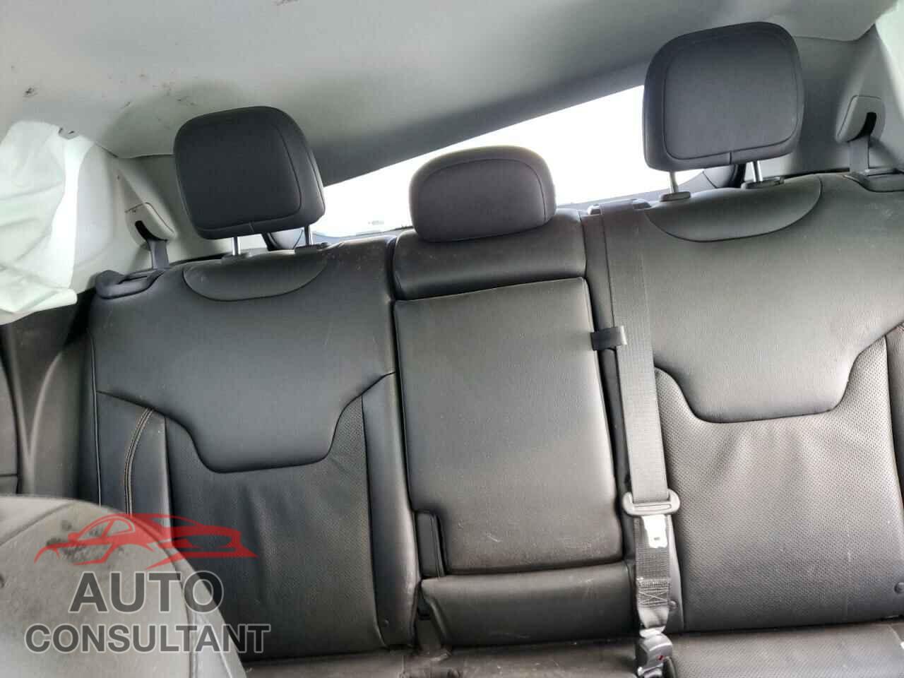 JEEP COMPASS 2021 - 3C4NJDCB4MT539656