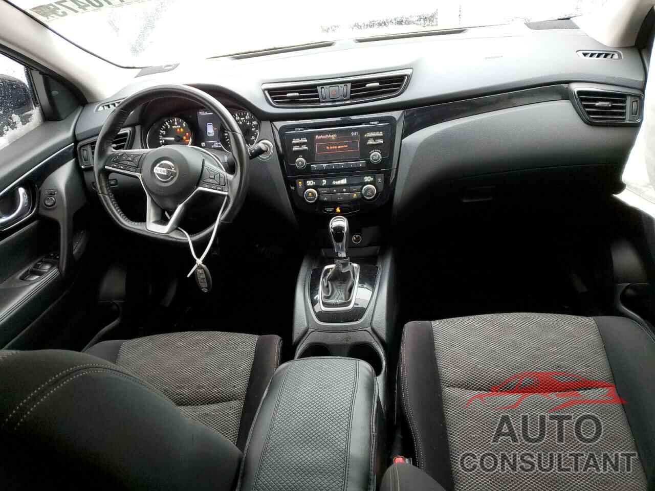 NISSAN ROGUE 2018 - JN1BJ1CR0JW264343