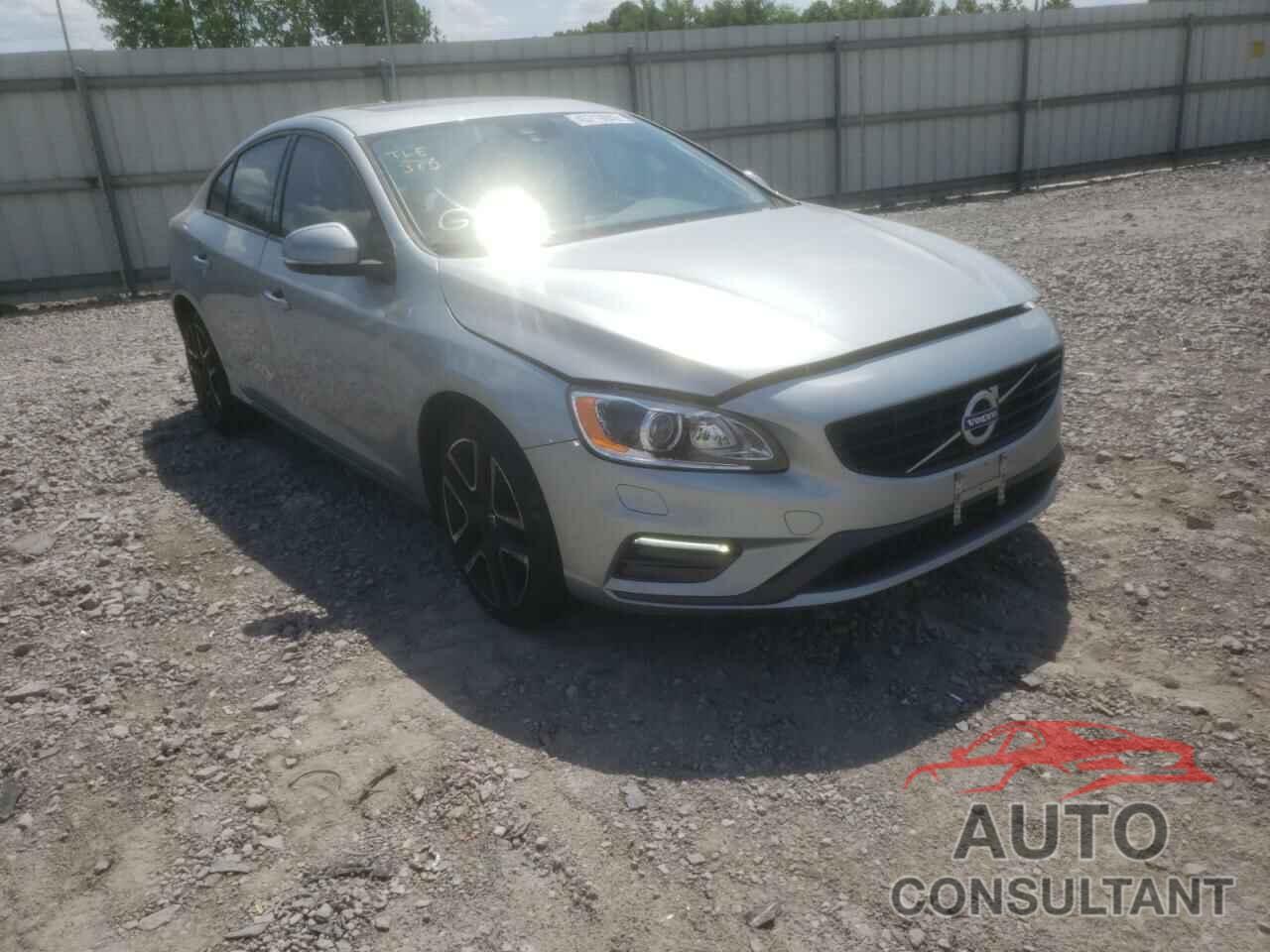 VOLVO S60 2018 - YV140MTLXJ2456487