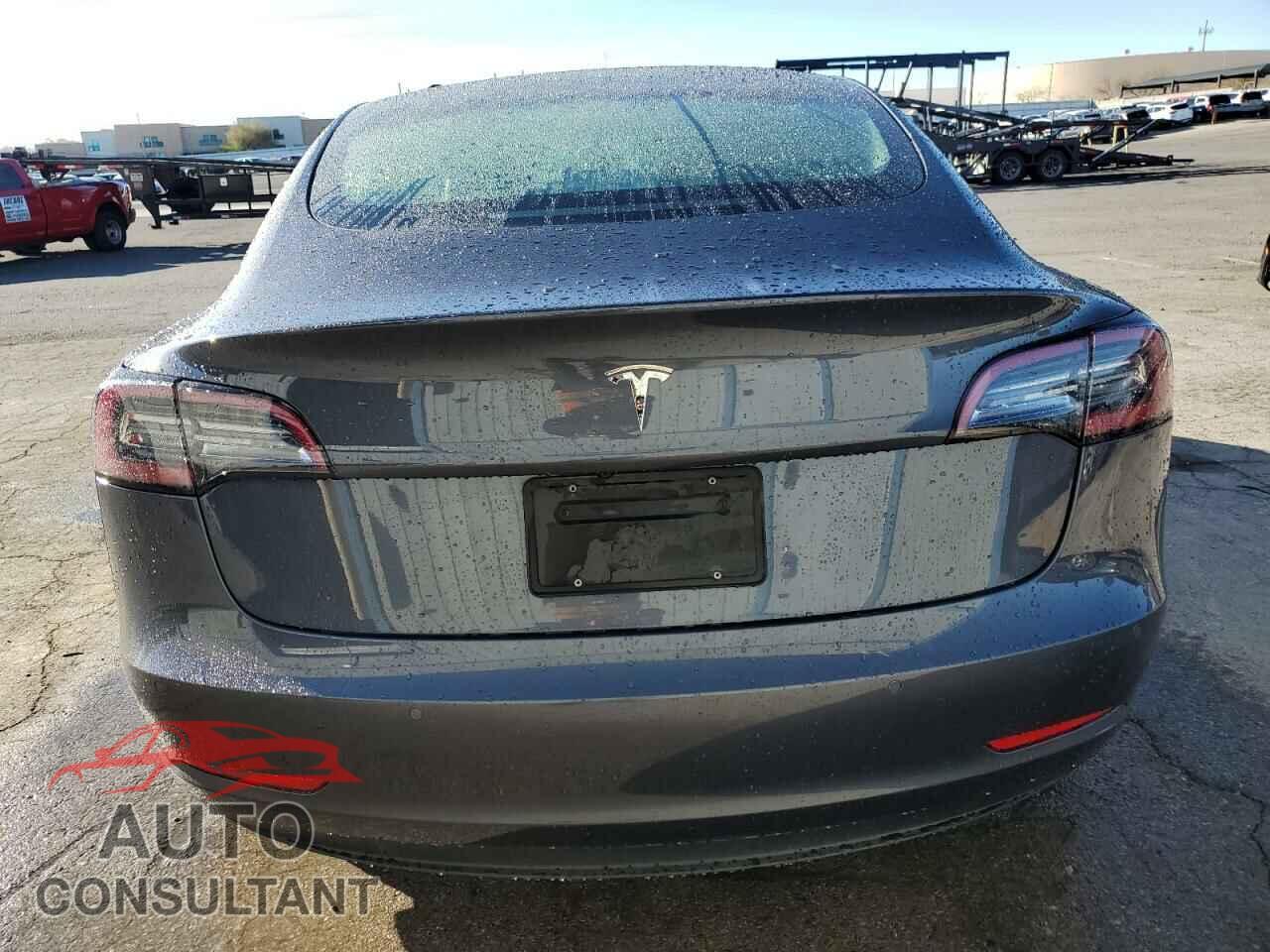 TESLA MODEL 3 2022 - 5YJ3E1EA2NF370042