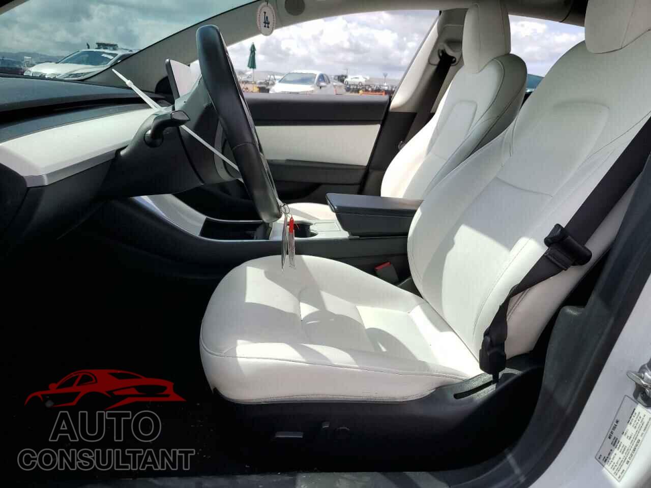 TESLA MODEL 3 2019 - 5YJ3E1EA6KF407654