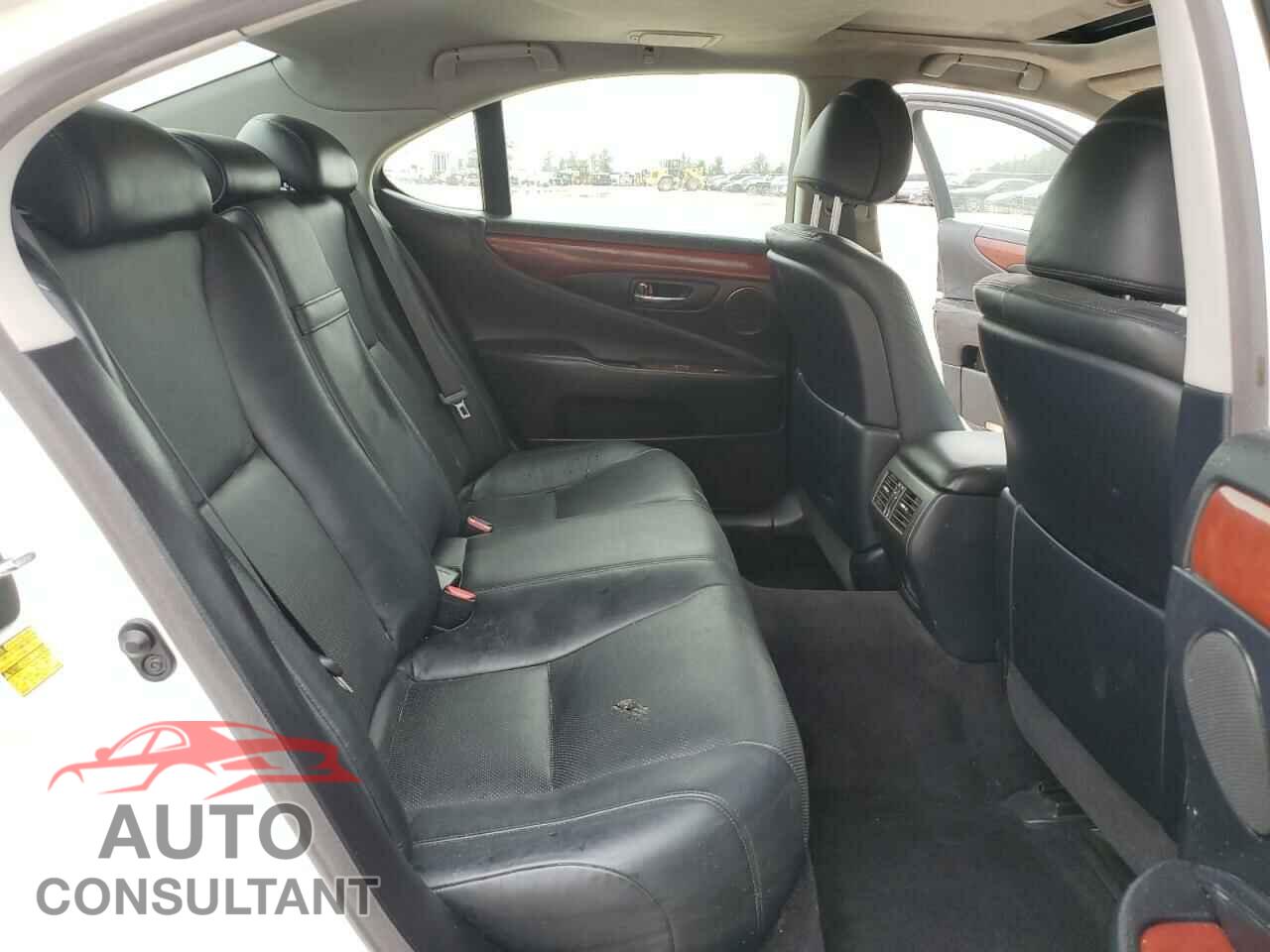 LEXUS LS460 2012 - JTHCL5EF2C5015183
