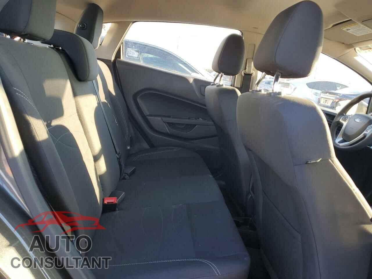 FORD FIESTA 2017 - 3FADP4EJ7HM130006