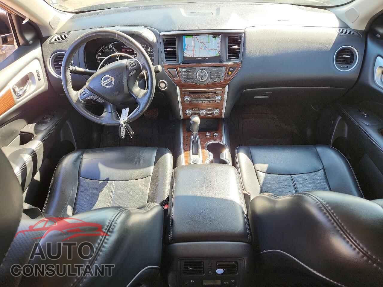 NISSAN PATHFINDER 2017 - 5N1DR2MM3HC600274