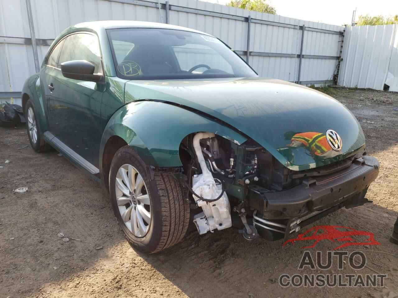VOLKSWAGEN BEETLE 2017 - 3VWF17AT5HM627999