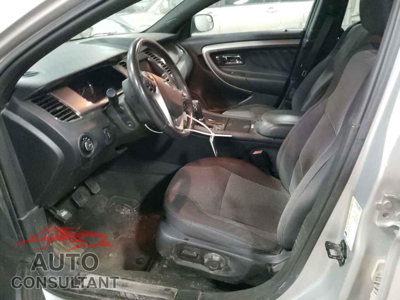 FORD TAURUS 2015 - 1FAHP2E89FG192274