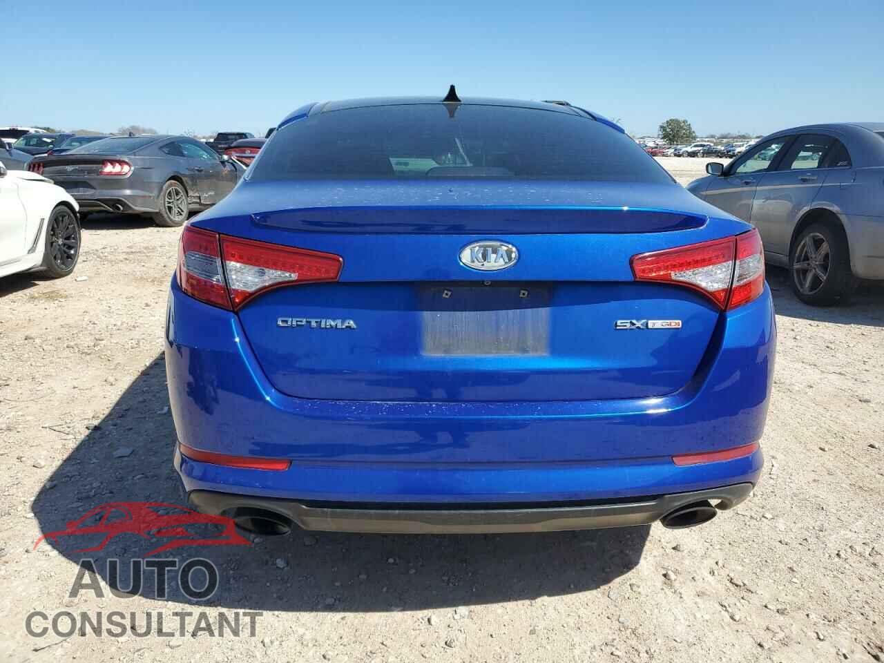 KIA OPTIMA 2012 - 5XXGR4A69CG025819
