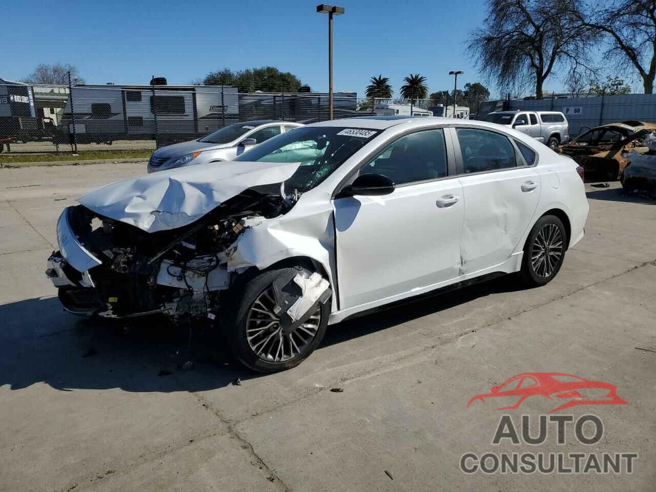 KIA FORTE 2024 - 3KPF54AD1RE840877
